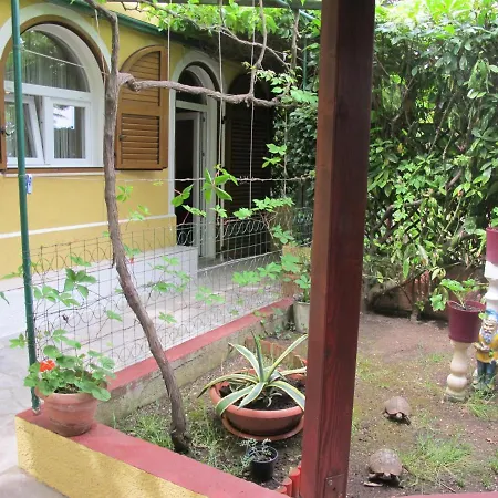 By The Sea Lägenhet