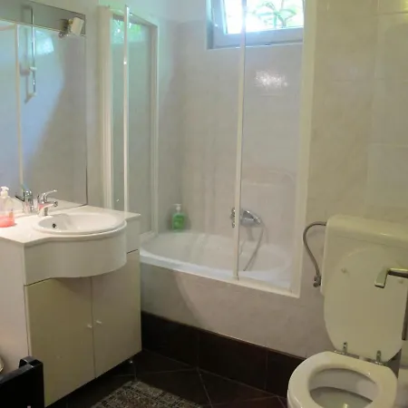 By The Sea Mali Lošinj